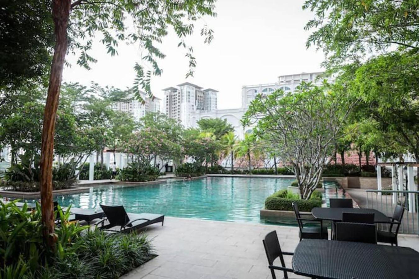 Tree Premier Suite Strait Quay Luxury Marina Suite Tanjung Tokong Eksteriør billede