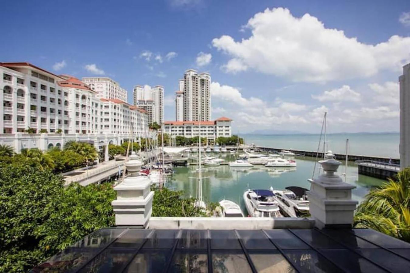 Tree Premier Suite Strait Quay Luxury Marina Suite Tanjung Tokong Eksteriør billede